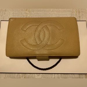 Vintage Chanel CC Long Caviar Wallet